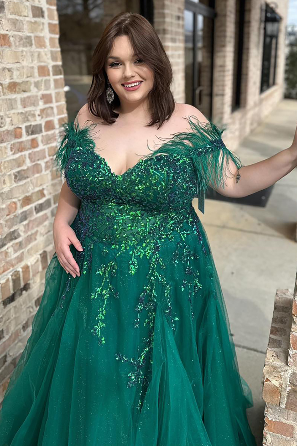 Sparkly Emerald Green Princess Off The Shoulder Sequins Tulle Long Prom Dress with Feather