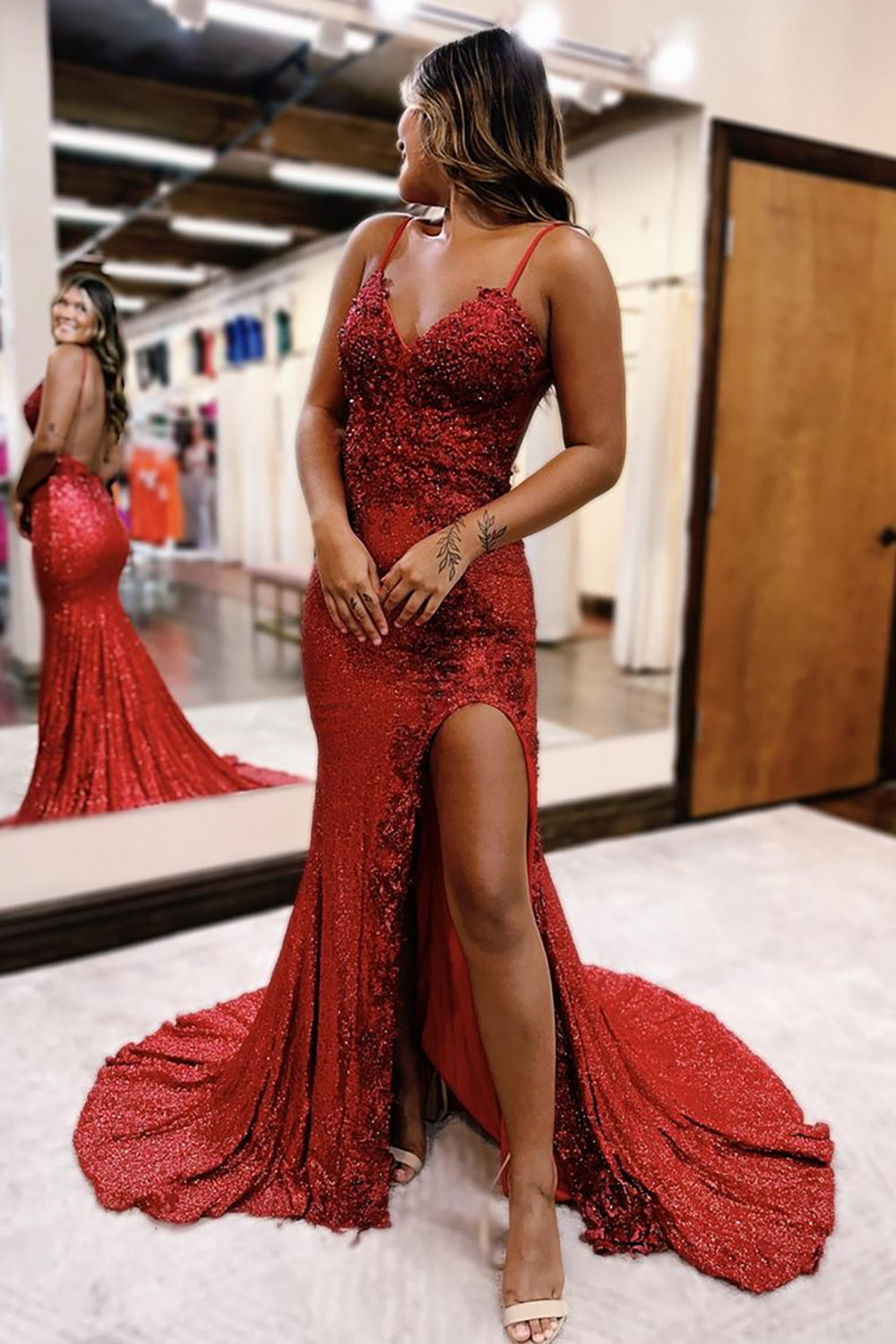 Dark Red Spaghetti Straps Sequin Mermaid Long Prom Dress with Applique