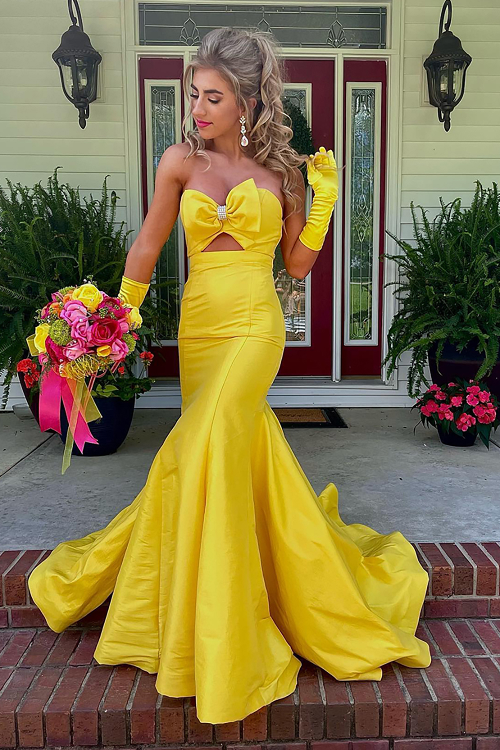 Yellow Sweetheart Cut Out Mermaid Satin Long Prom Dress