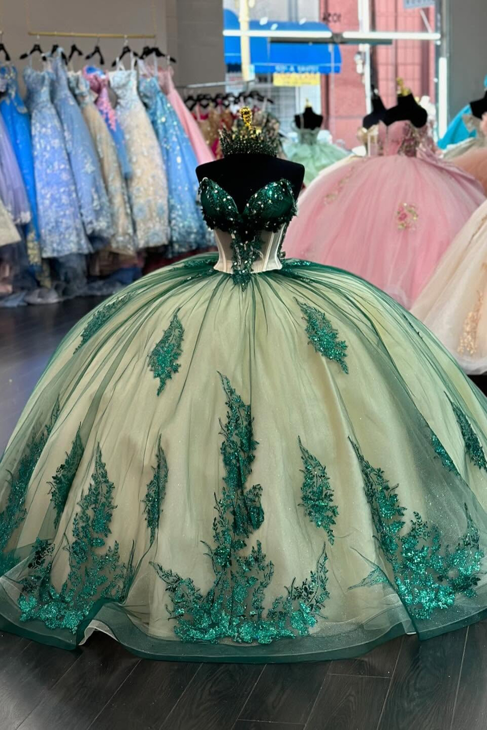 Dark Green Off the Shoulder Beaded Applique Pincess Tulle Quinceanera Dress with Sequins