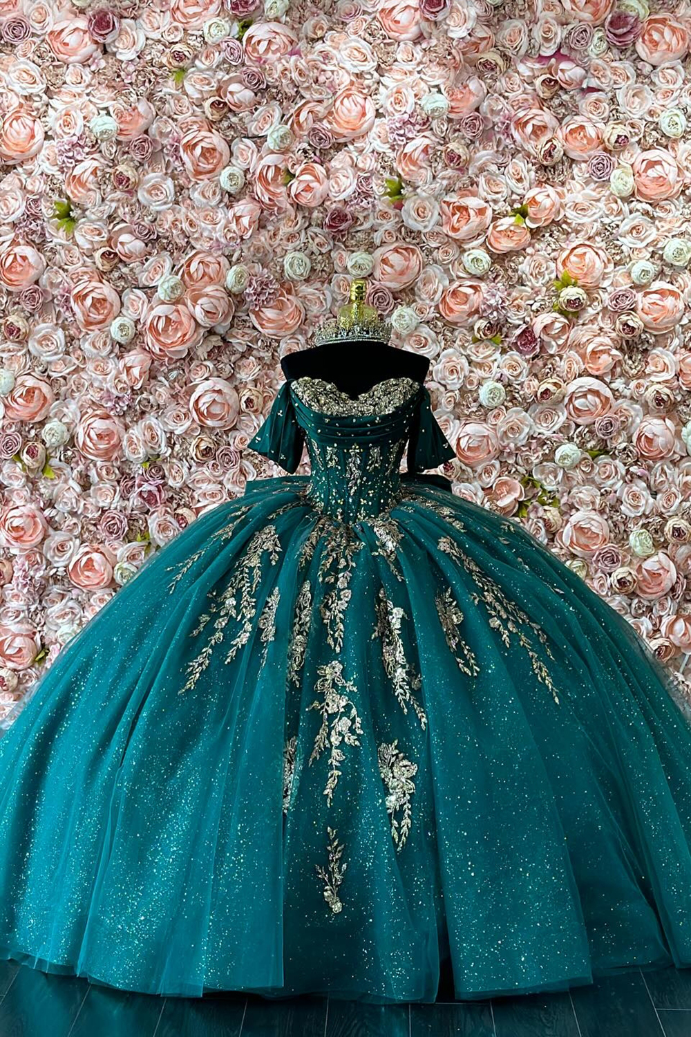 Sparkly Dark Green Off the Shoulder Beaded Applique Bow Pincess Tulle Quinceanera Dress with Train
