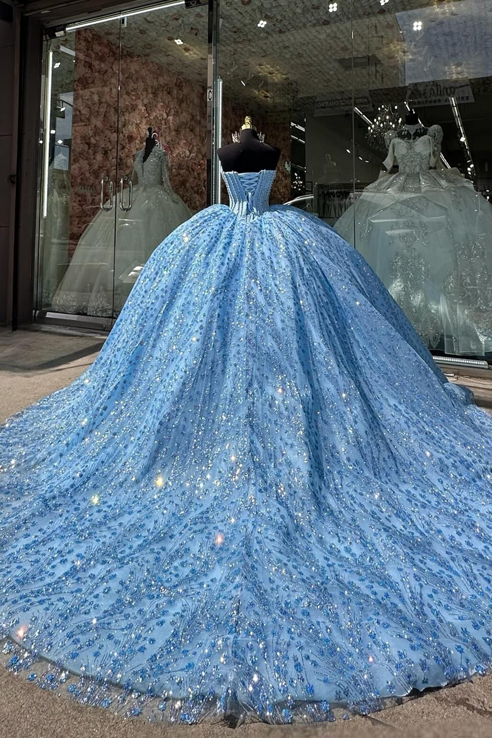 Sparkly Blue Strapless Beaded Applique Princess Tulle Quinceanera Dress with Squins