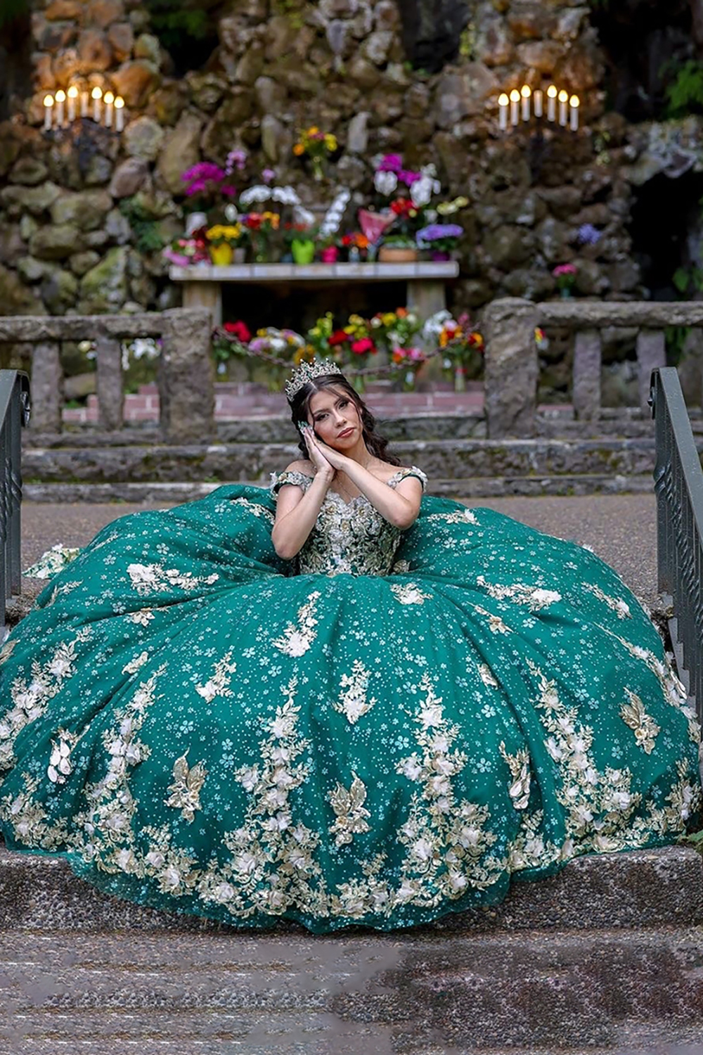 Green Golden Off the Shoulder Ball Gown Appliqued Quinceanera Dress 