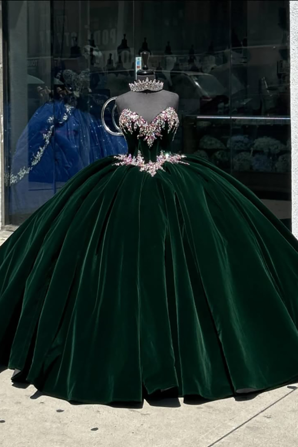 Pine Sweetheart Beaded Applique Ball Gown Velvet Quinceanera Dress