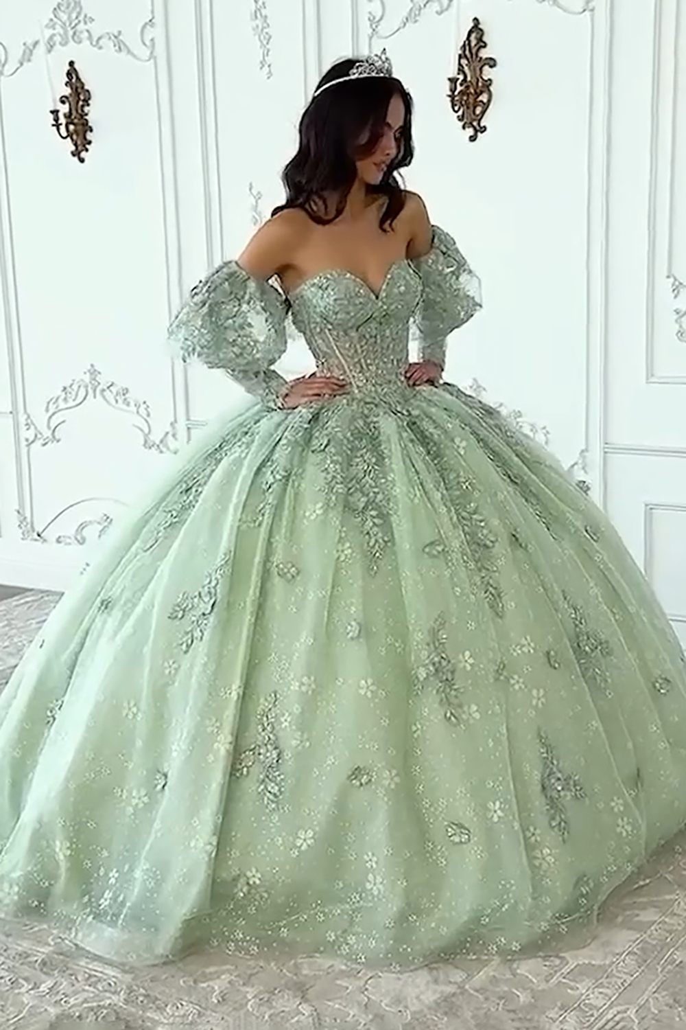 Dusty Sage Ball Gown Sweetheart Long Sleeves Applique Quinceanera Dress