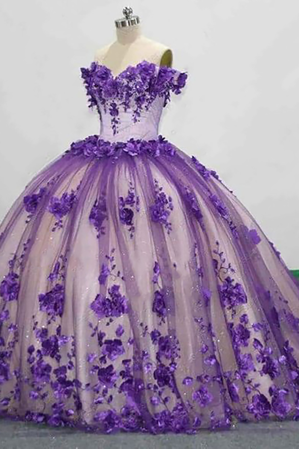 Purple Off the Shoulder Tulle Princess Quinceanera Dress with Applique 