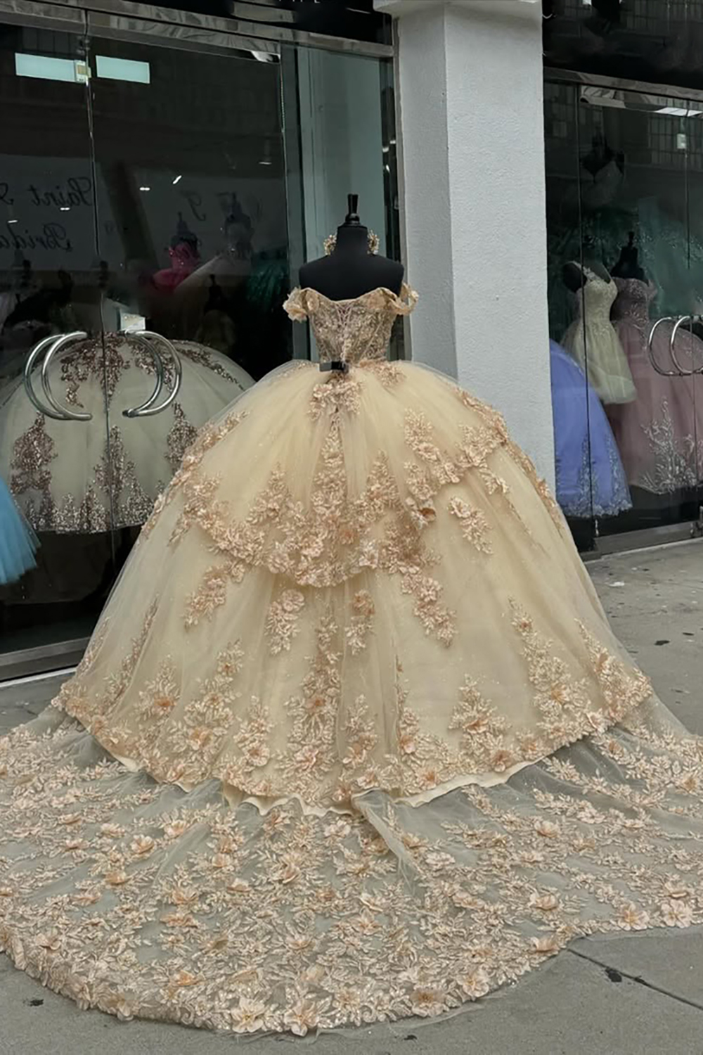 Champagne Off the Shoulder Ball Gown Applique Quinceanera Dress with Train