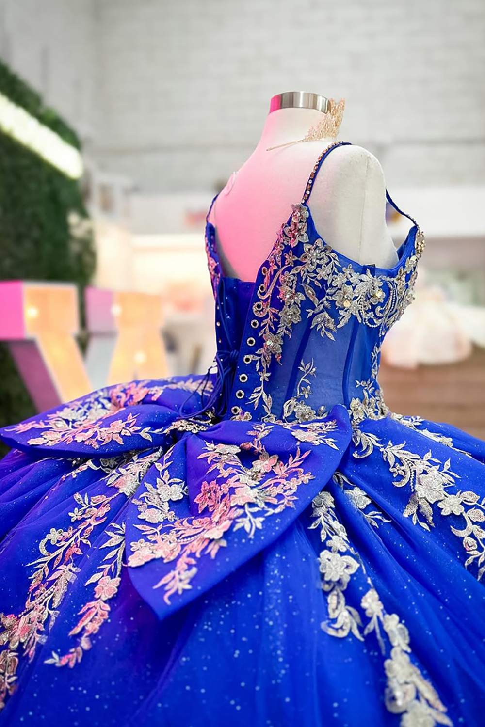 Royal Blue Spaghetti Straps Princess Tulle Corset Quinceanera Dress with Appliques
