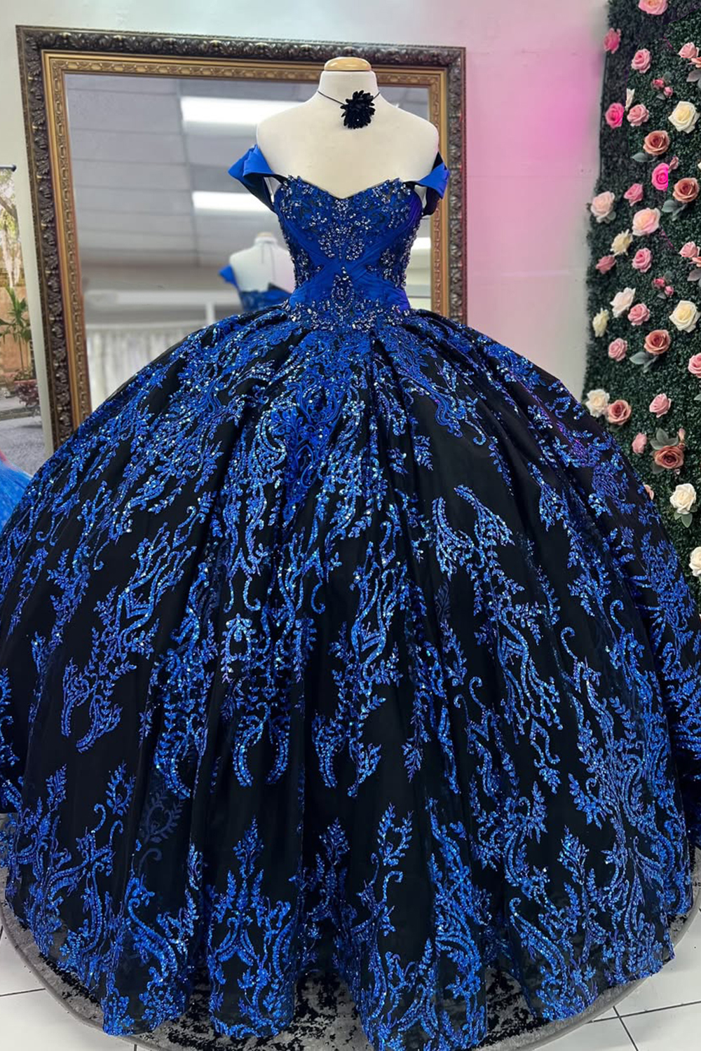 Sparkly Royal Blue Off the Shoulder Sequins Princess Quinceanera Dress with Appliques