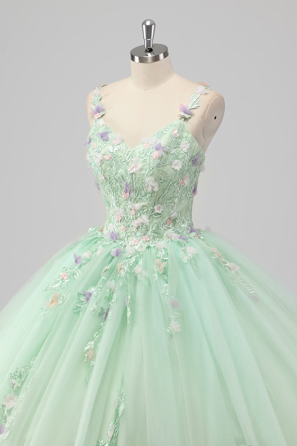 Green Spaghetti Straps Princess Applique Tulle Quinceanera Dress with Floral