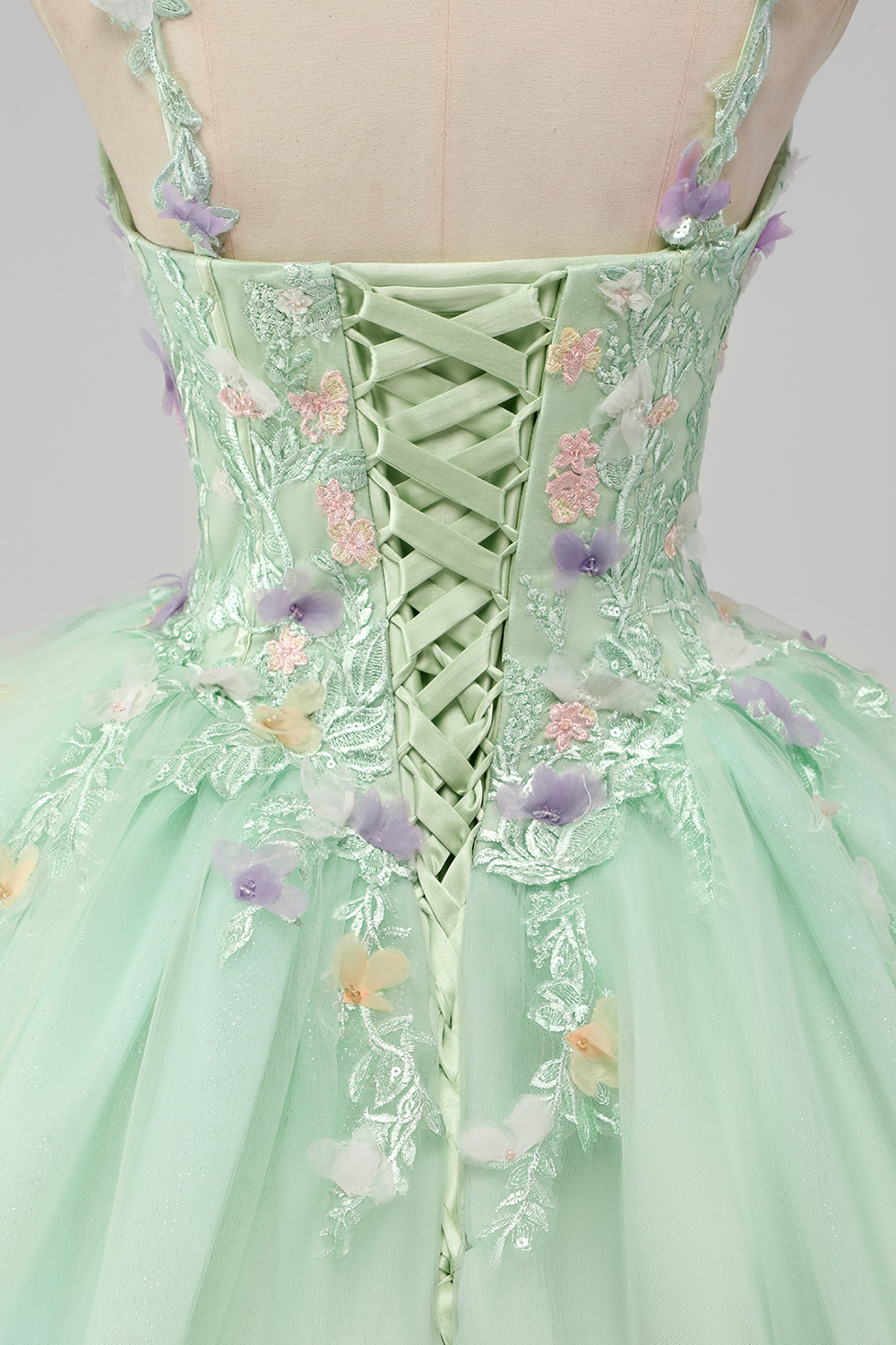 Green Spaghetti Straps Princess Applique Tulle Quinceanera Dress with Floral