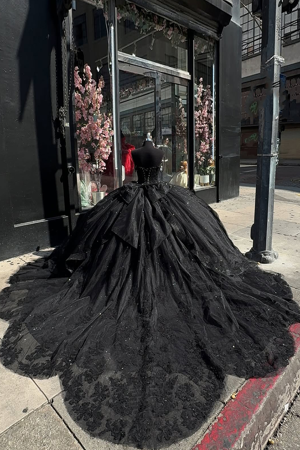 Black Tulle Spaghetti Straps Ball Gown Applique Quinceanera Dress