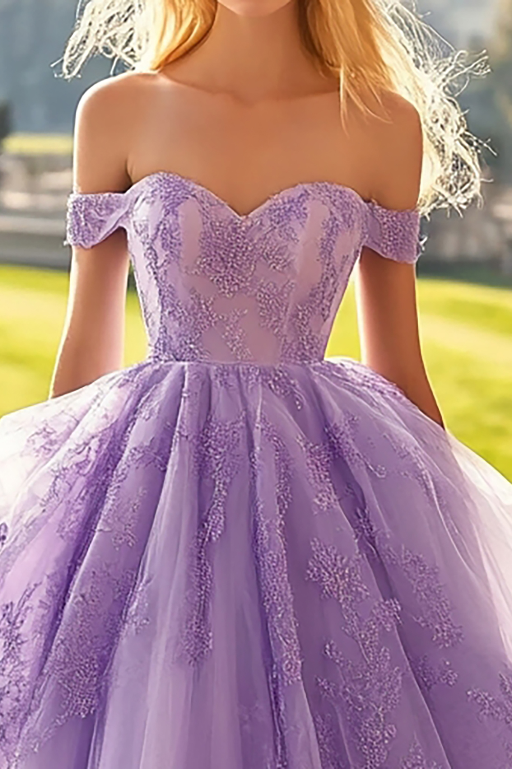 Stylish Lilac Off the Shoulder Ball Gown Tulle Applique Quinceanera Dress 