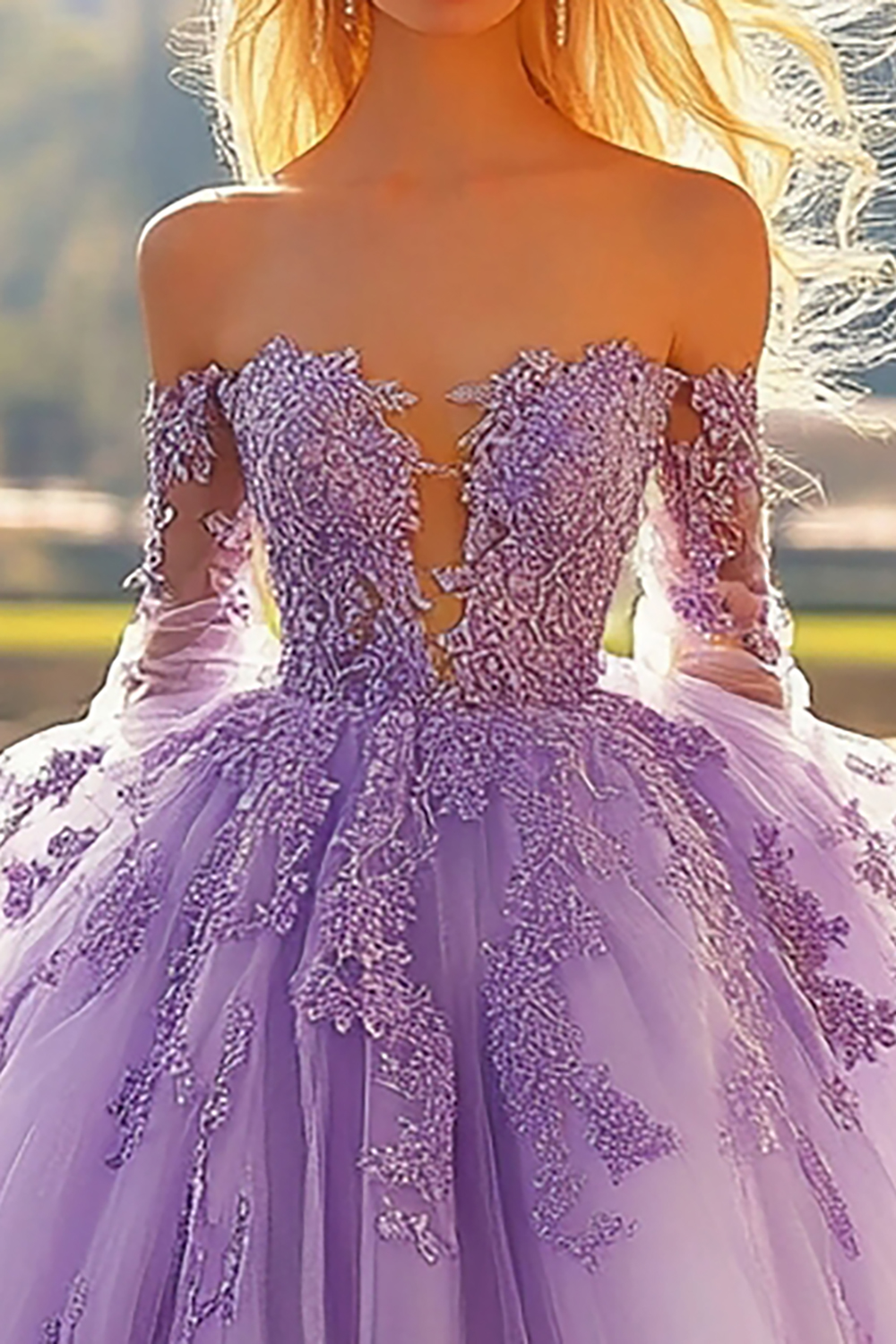 Chic Lilac Off the Shoulder Long Sleeves Ball Gown Tulle Applique Quinceanera Dress 