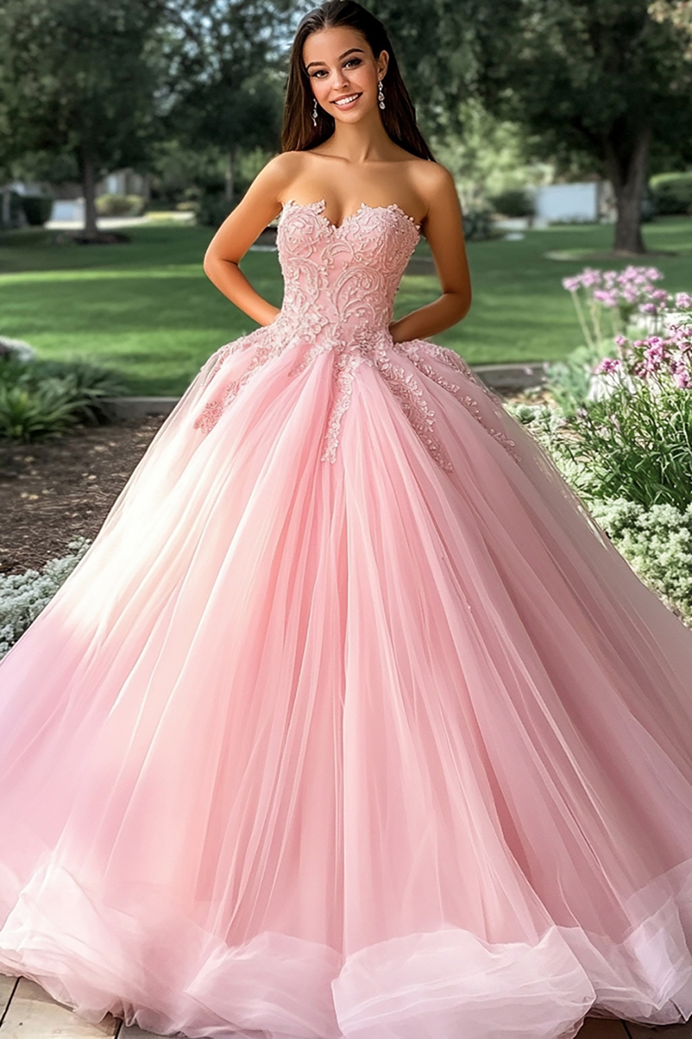 Graceful  Pink Ball Gown Strapless Tulle Quinceanera Dress With Lace Appliques