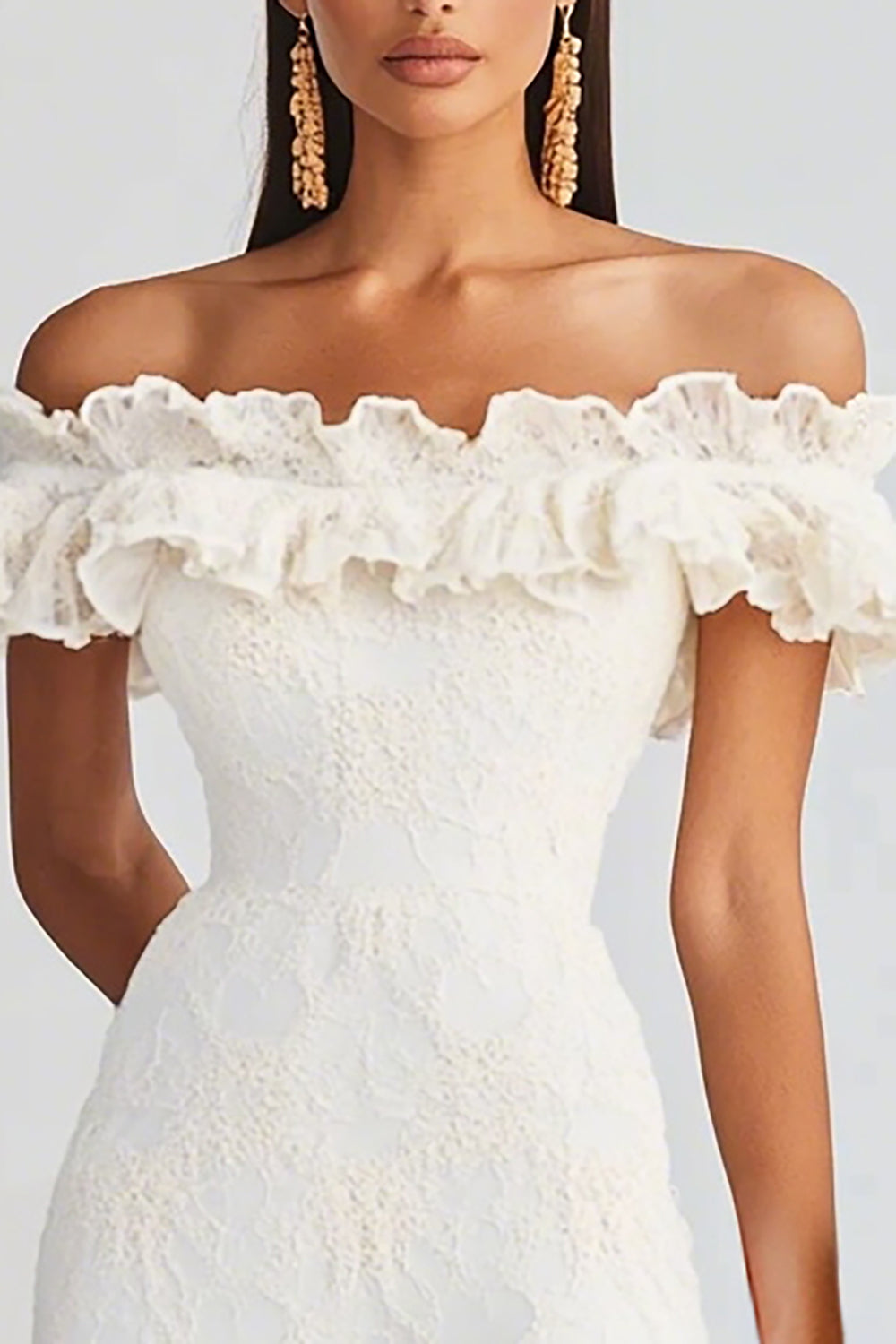 White Ruffled Short Bodycon Graduation Dress with Appliques