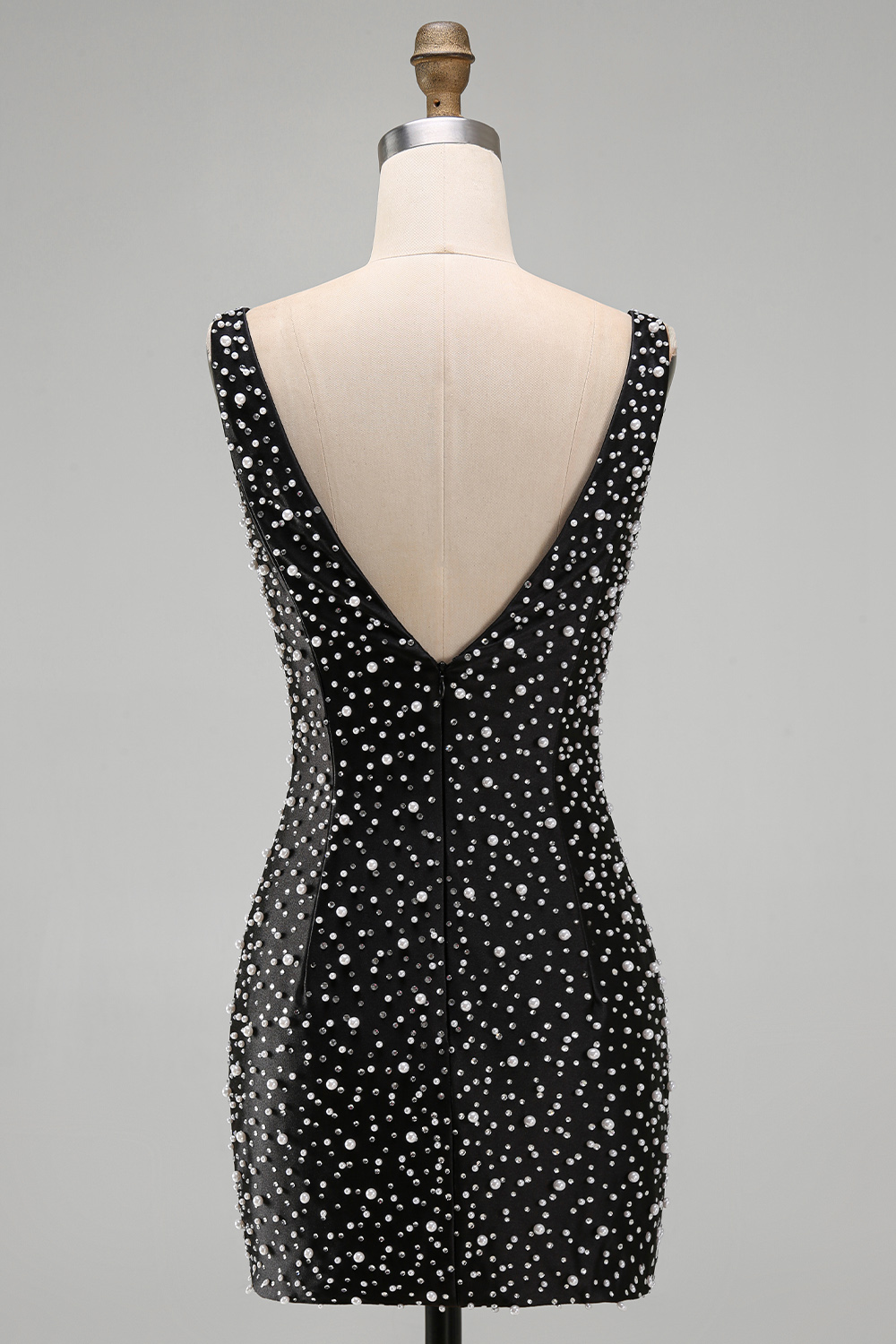 Sparkly White Bodycon V Neck Short Homecoming Dress with Beading
