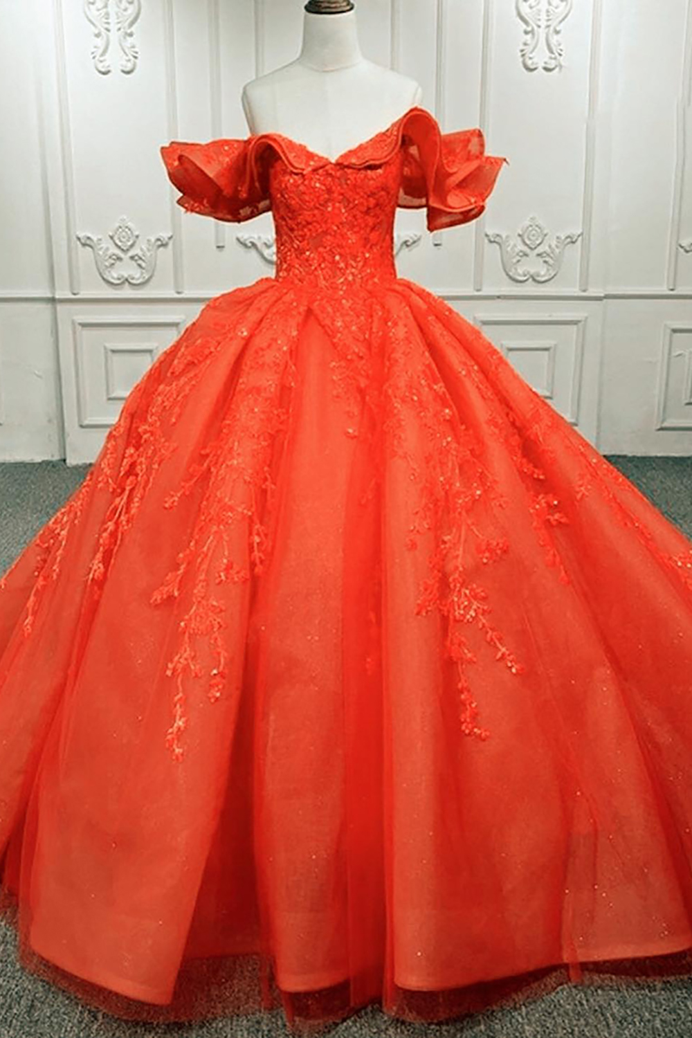 Red Appliqued Off The Shoulder Princess Ball Gown Long Quinceanera Dress with Ruffles