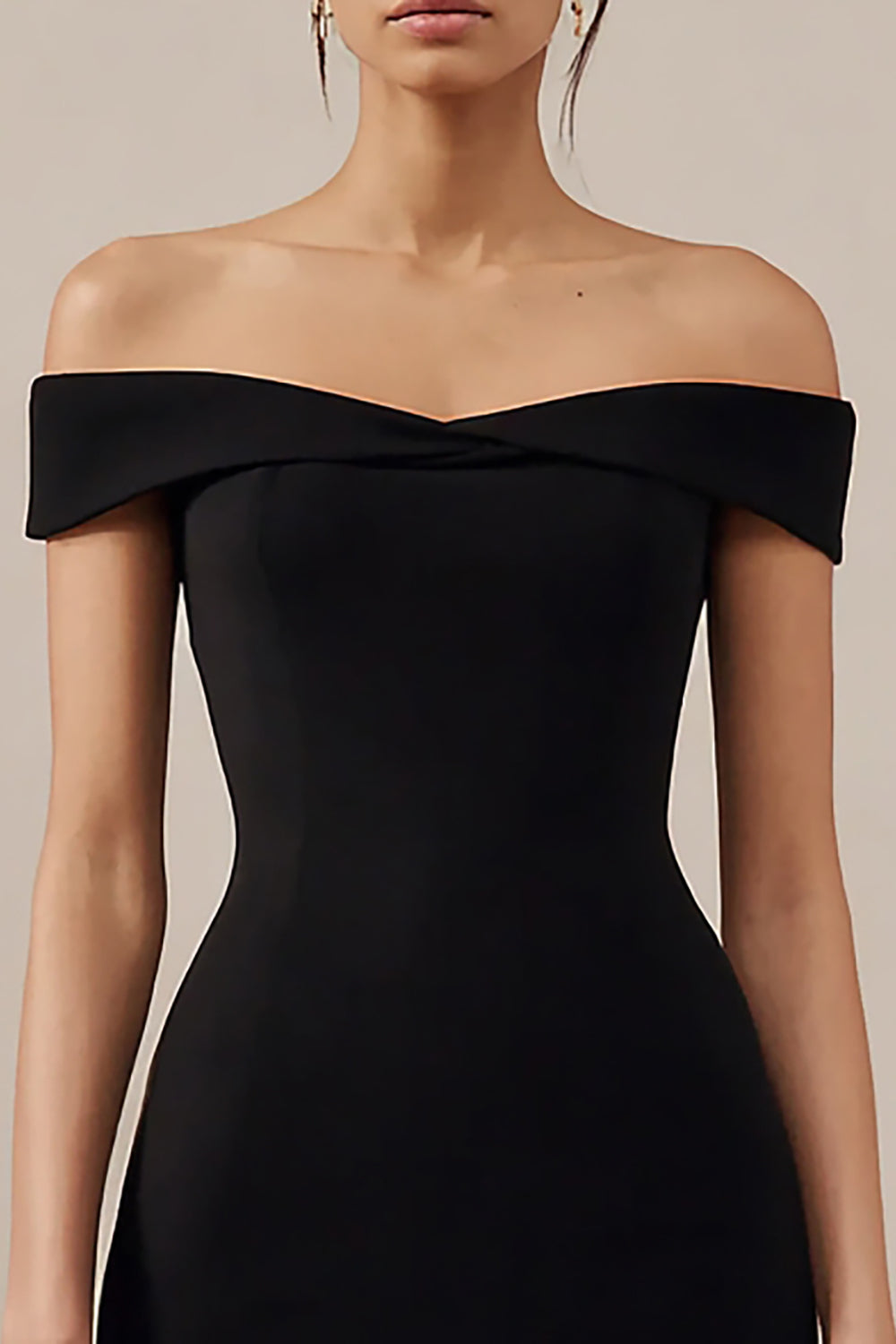Simple Black Tight Off the Shoulder Short Cocktail Dress