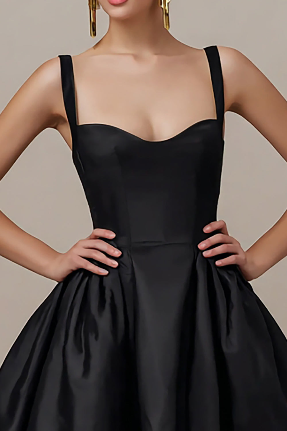 Simple Black A Line Satin Spaghetti Straps Short Cocktail Dress