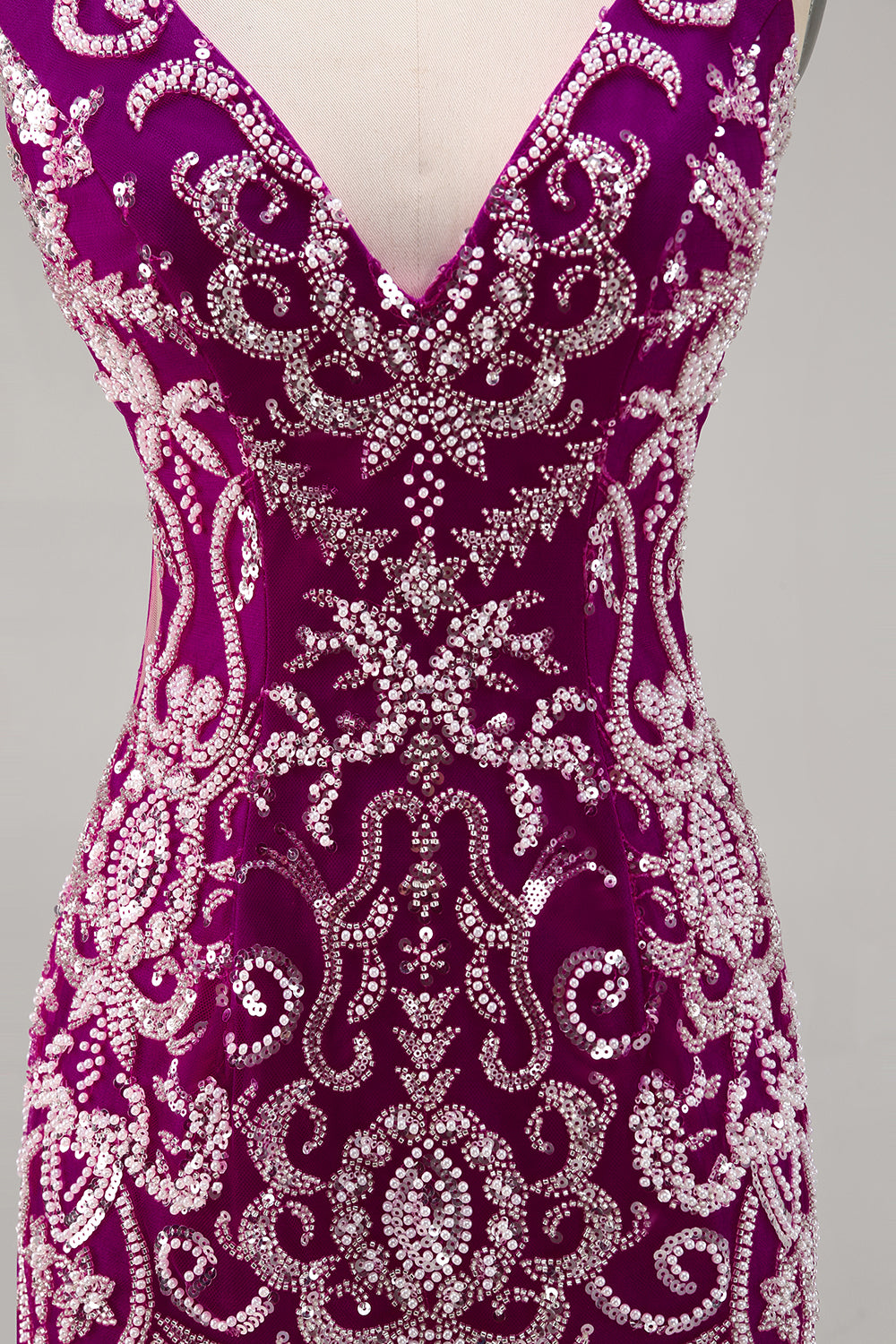 Sparkly Fuchsia V-Neck Bodycon Short Homecoming Dress with Beading