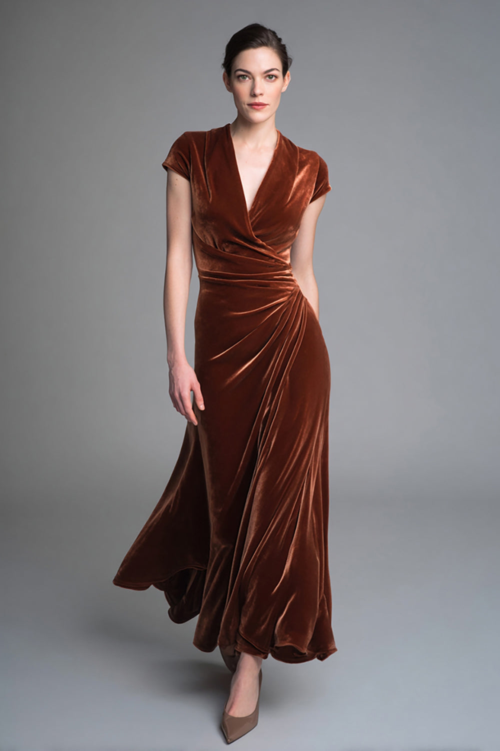 Caramel Velvet V Neck Ruched Maxi Holiday Party Dress with Sleeves