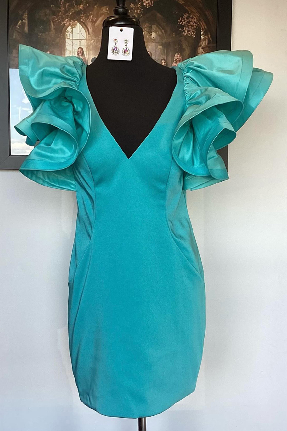 Simple Green V-Neck Satin Short Homecoming Dress with Ruffles