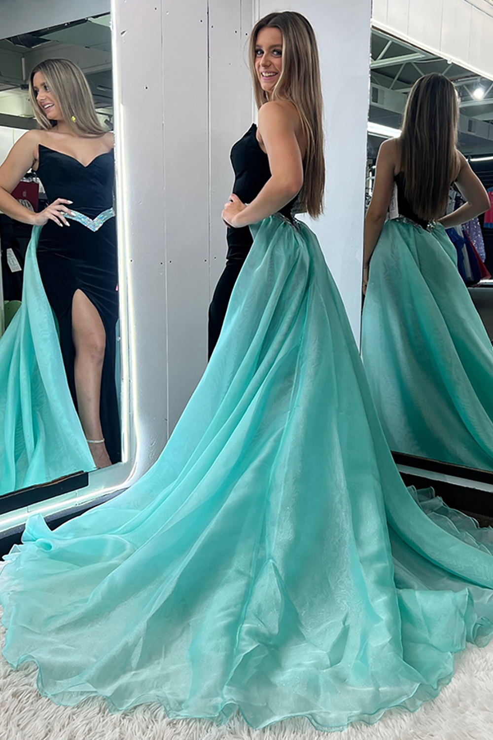 Sparkly Black Sweetheart Velvet Mermaid Long Prom Dress with Beading