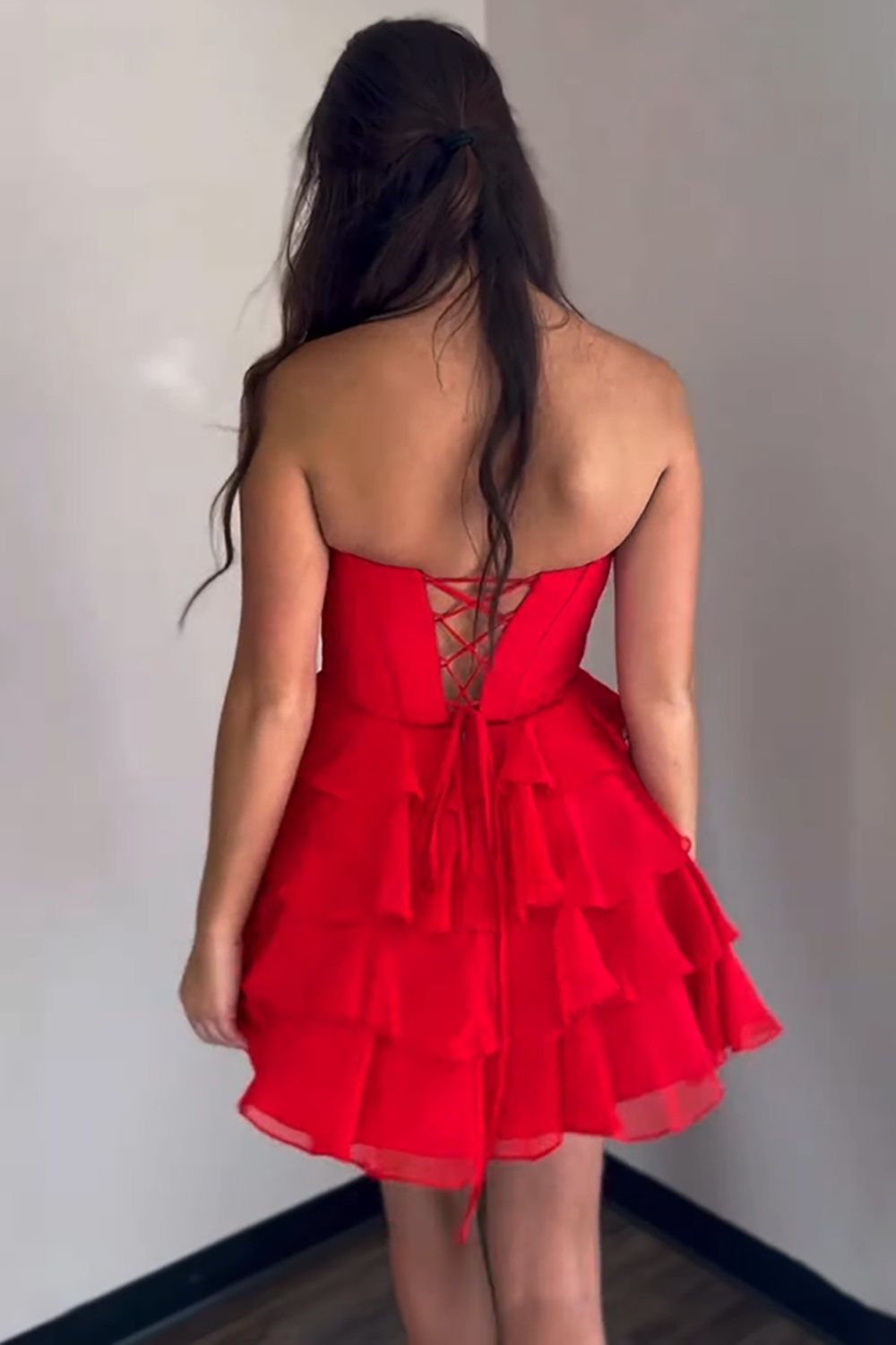 Red Sweetheart A-Line Chiffon Ruffled Corset Short Homecoming Dress