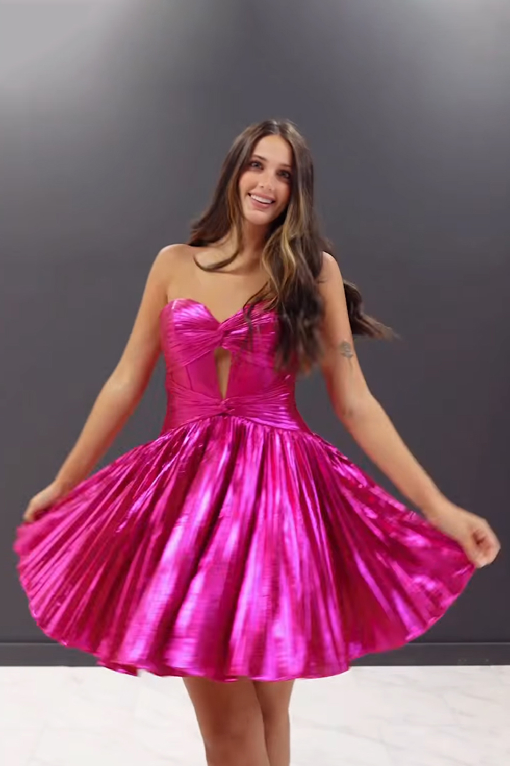 Sparkly Royal Blue Sweetheart Metallic Pleated A-Line Short Corset Homecoming Dress