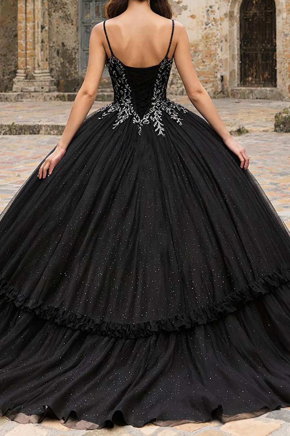 Black Spaghetti Straps Tulle Ball Gown Long Quinceanera Dress with Appliques