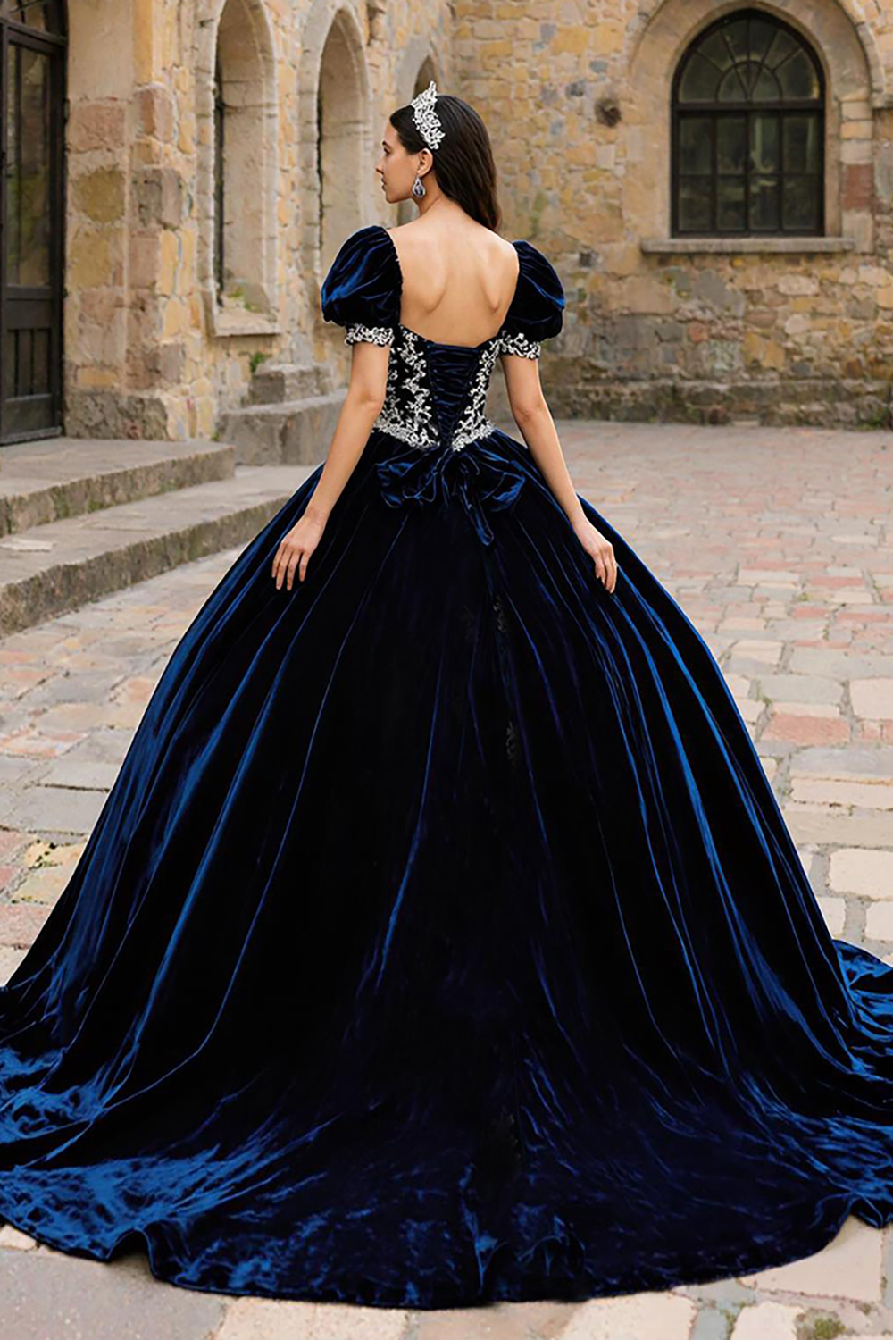Navy Ball Gown Velvet Sweetheart Puff Sleeves Quinceanera Dress with Appliques
