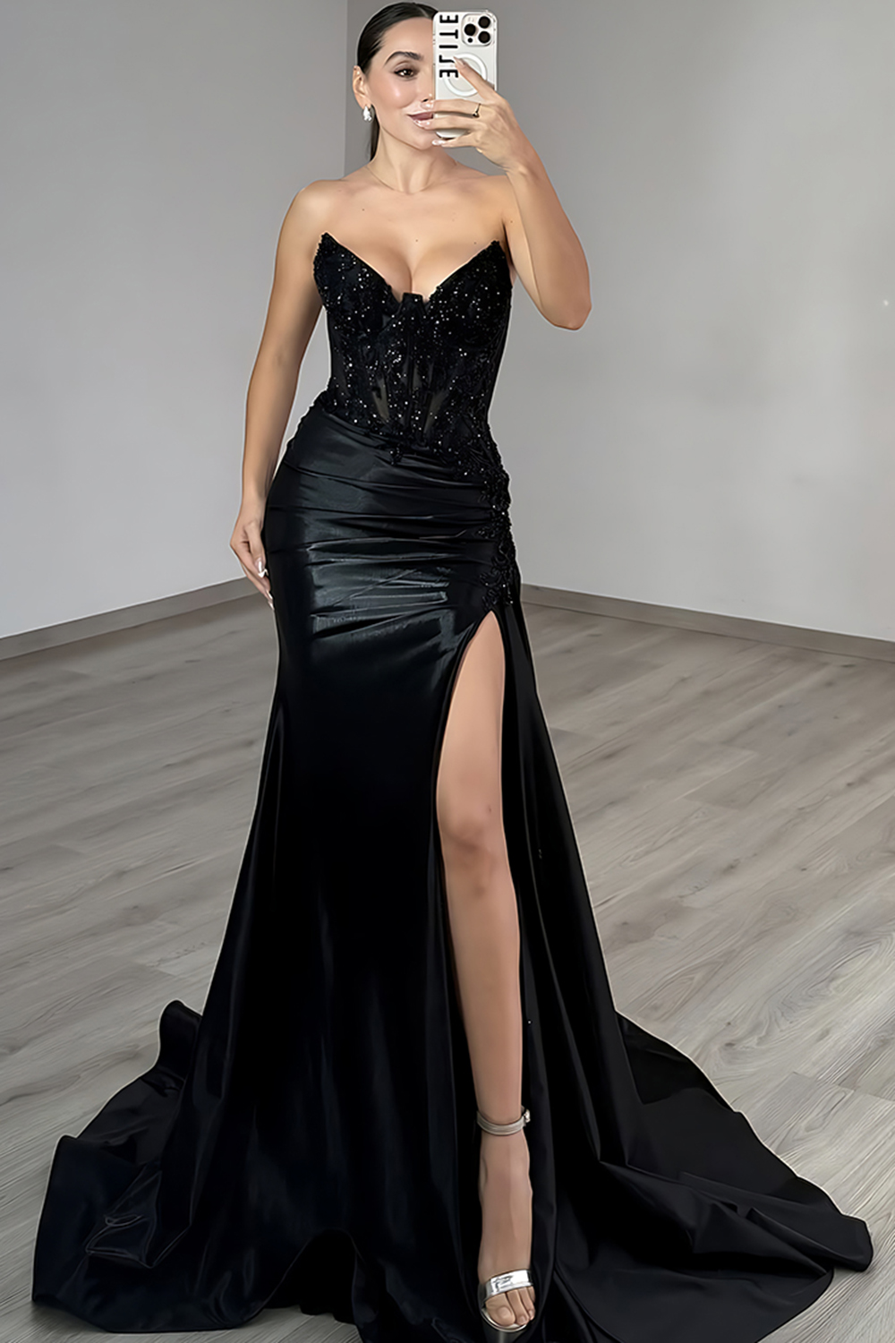 Sparkly Black Mermaid Beaded Satin Long Corset Prom Dress with Lace