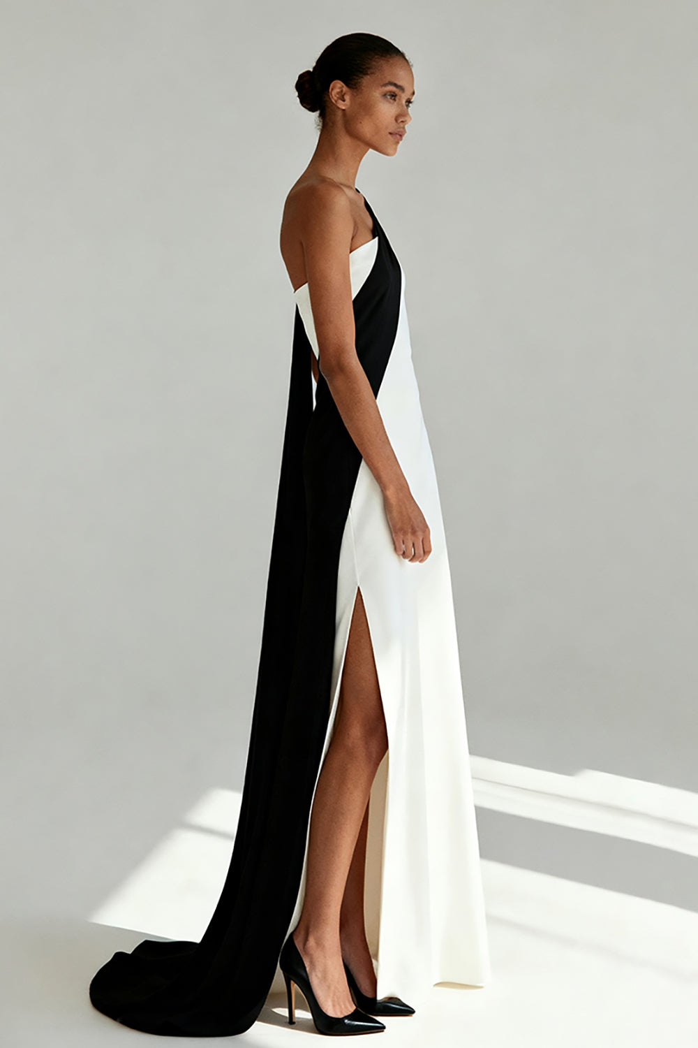 Black and White One Shoulder Long Sheath Formal Dress with Slit