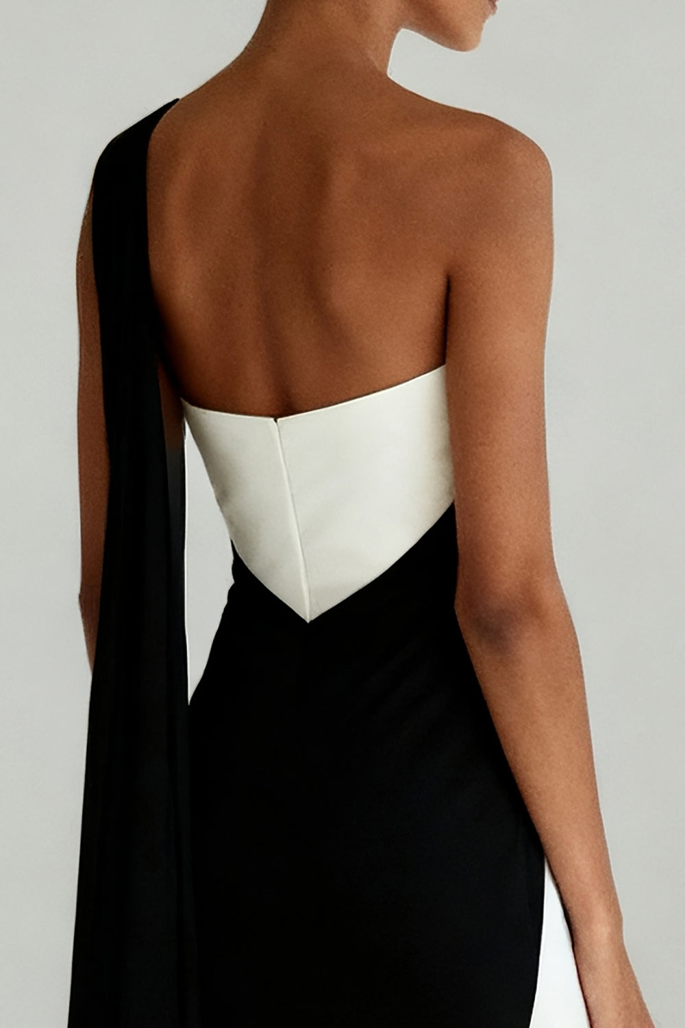 Black and White One Shoulder Long Sheath Formal Dress with Slit
