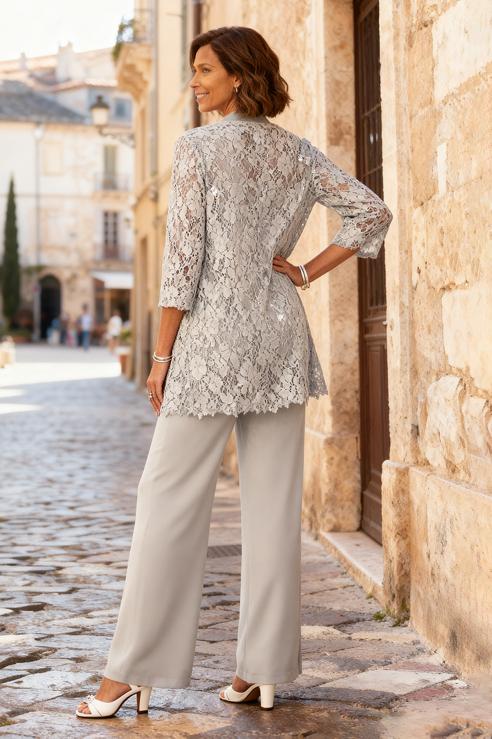 Light Grey Chiffon Round Neck 3-Piece Mother of the Bride Pant Suits with Jacket