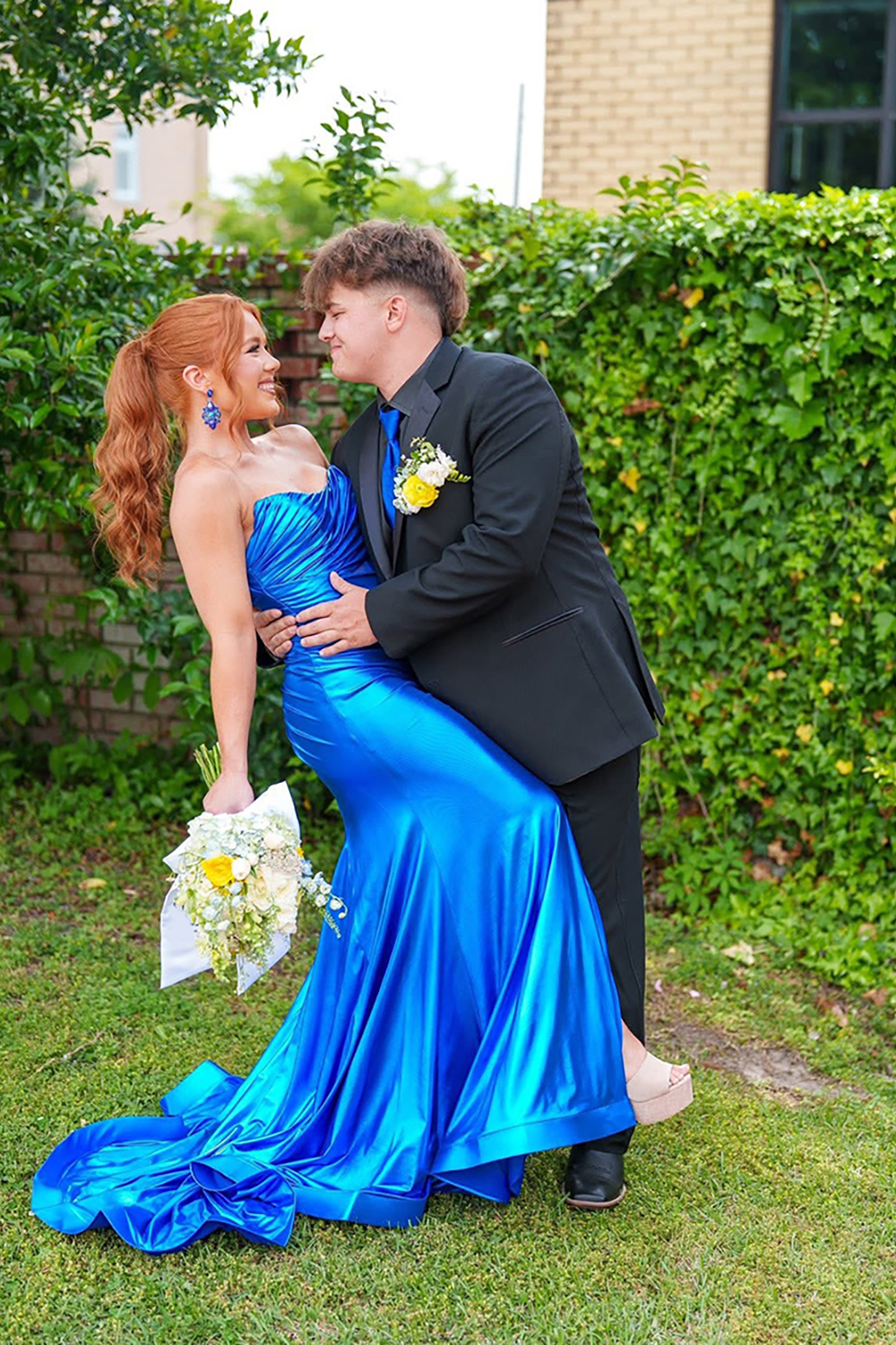 Royal Blue Sheath Sweetheart Corset Long Prom Dress with 3D Flower