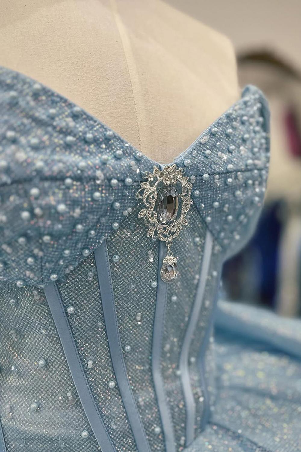 Sparkly Dark Green Sweetheart Corset Ball Gown Bedaed Quinceanera Dress with Bow