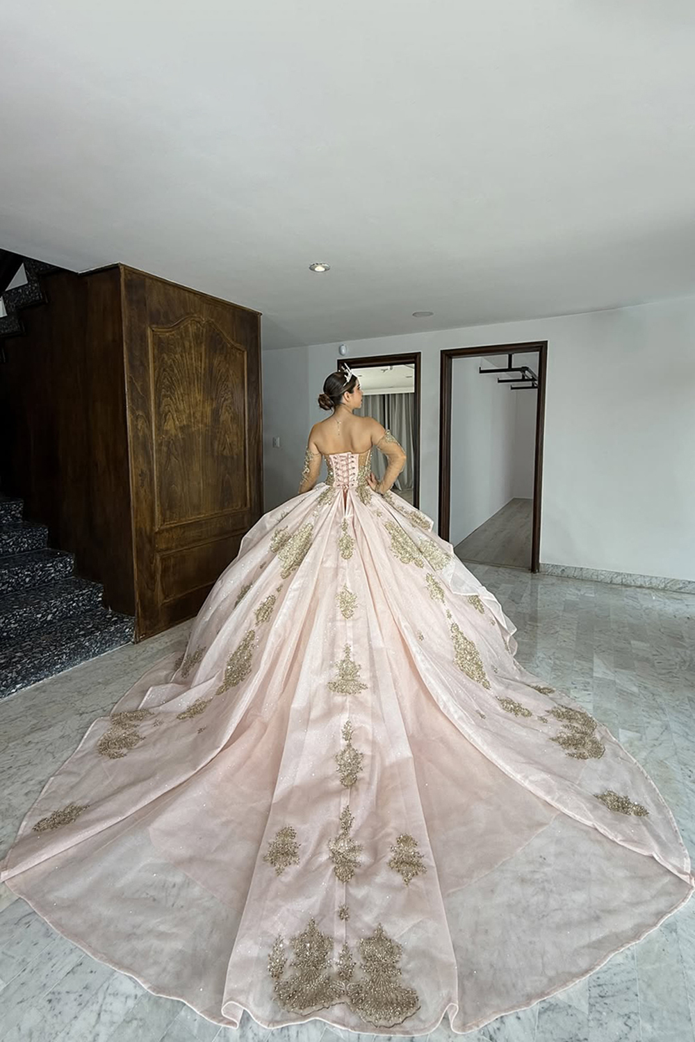 Sparkly Blush Sweetheart Beaded Ball Gown Corset Tulle Long Quinceanera Dress with Appliques