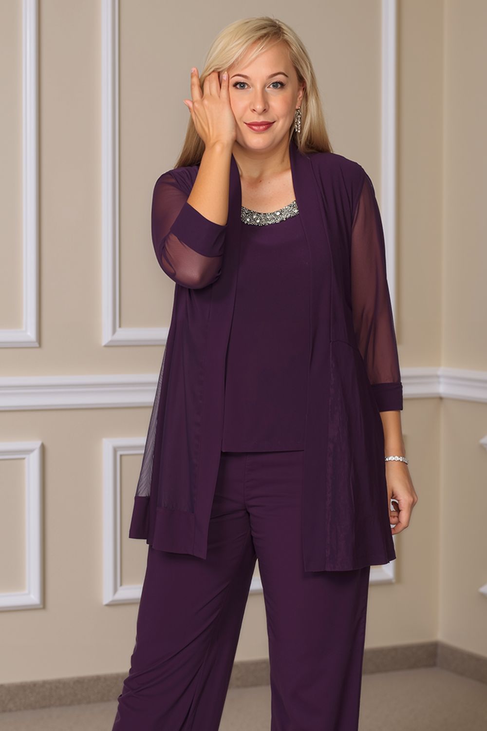 Sparkly Black Beaded Boat Neck 3 Piece Mother of the Bride Pant Suits with Jacket