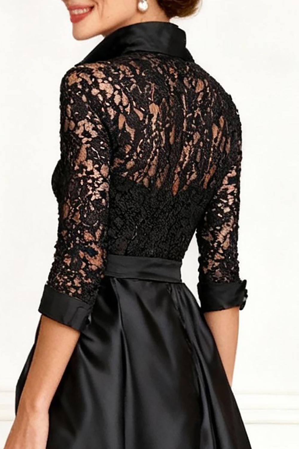 Black Lace V-Neck Sheath Floor-Length Mother of the Bride Jumpsuits with Cape