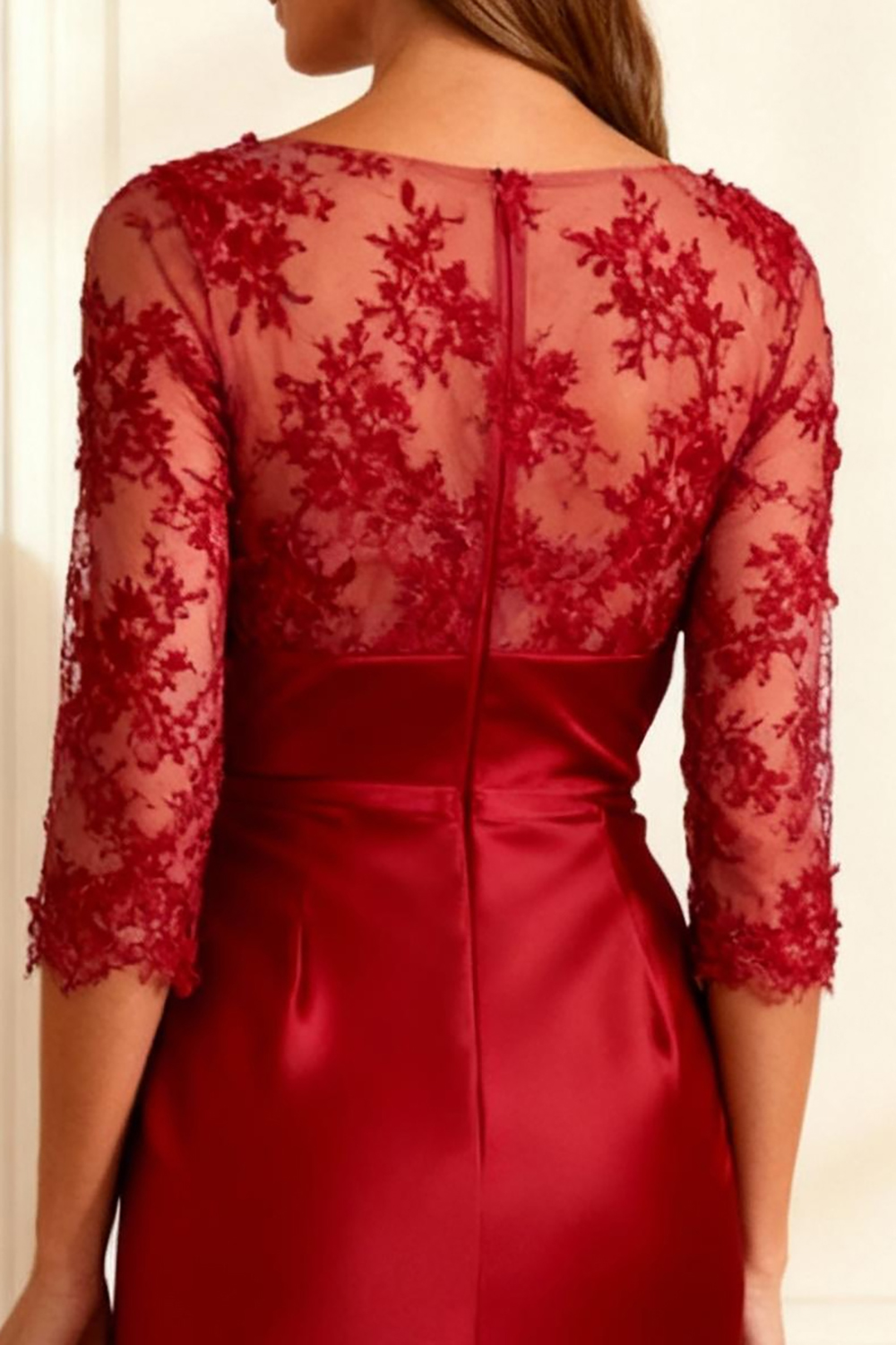 Red Satin Tiered Bodycon Knee-Length Mother of the Bride Dress with Lace