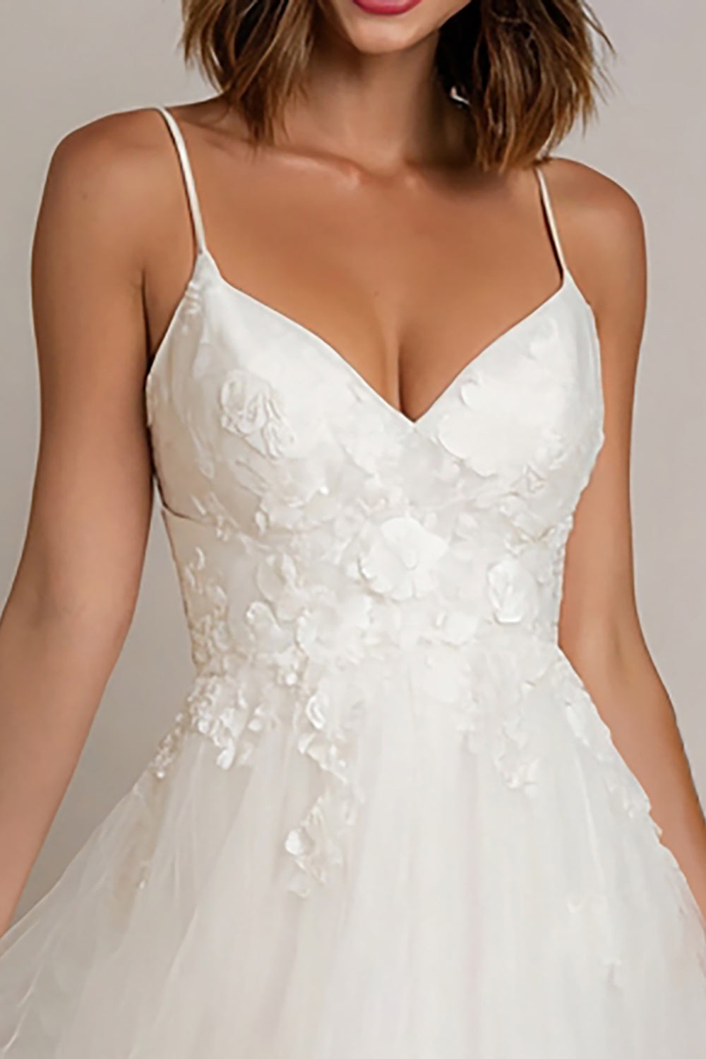 White Tulle A-Line Spaghetti Straps Midi Engagement Dress with Lace