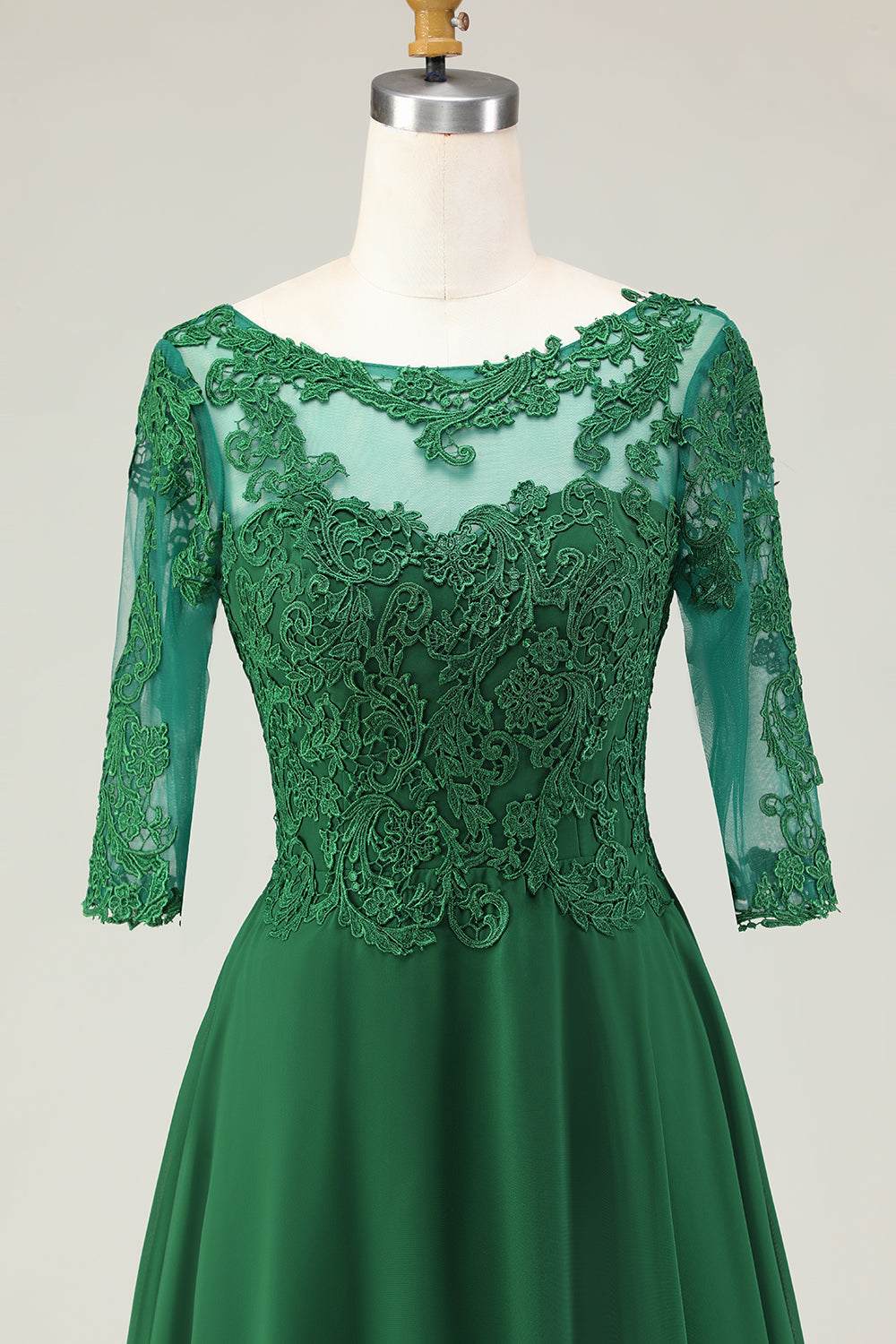 Green Chiffon A-Line Boat Neck Tea-Length Mother of the Bride Dress with Sleeves