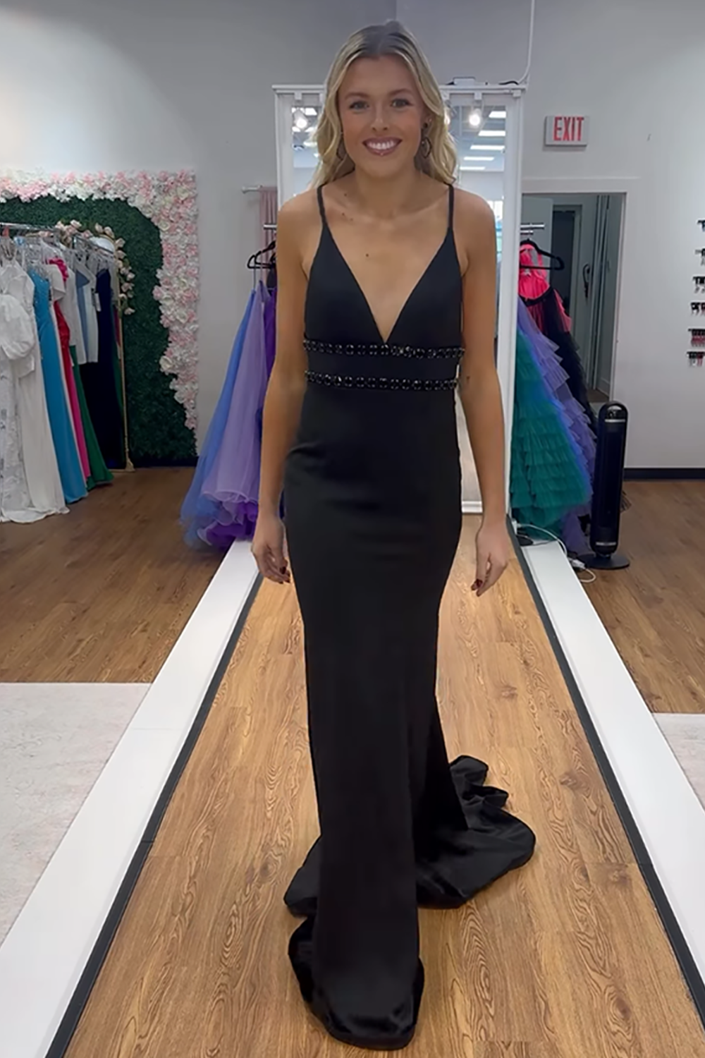 Sparkly Black Mermaid V-Neck Beaded Long Prom Dress with Cape
