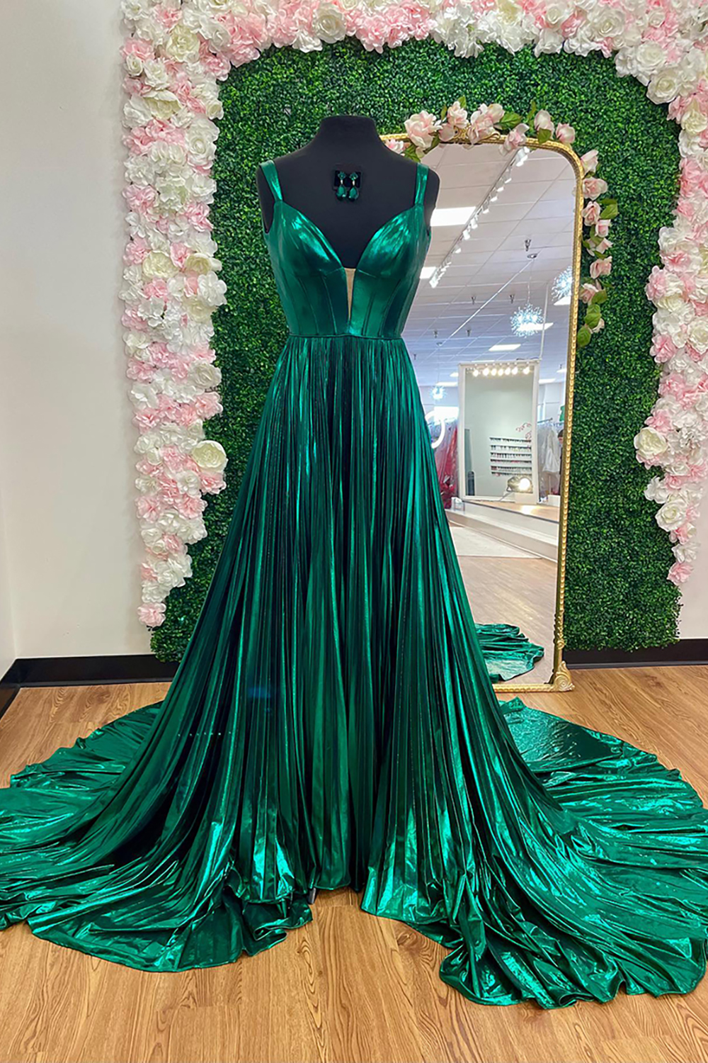 Emerald Green V-Neck Corset A Line Long Prom Dress
