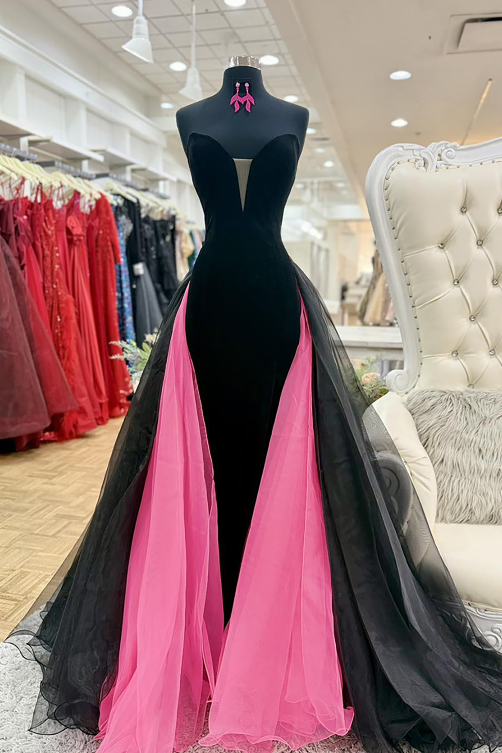 Black Mermaid Sweetheart Tulle Long Prom Dress with Cape