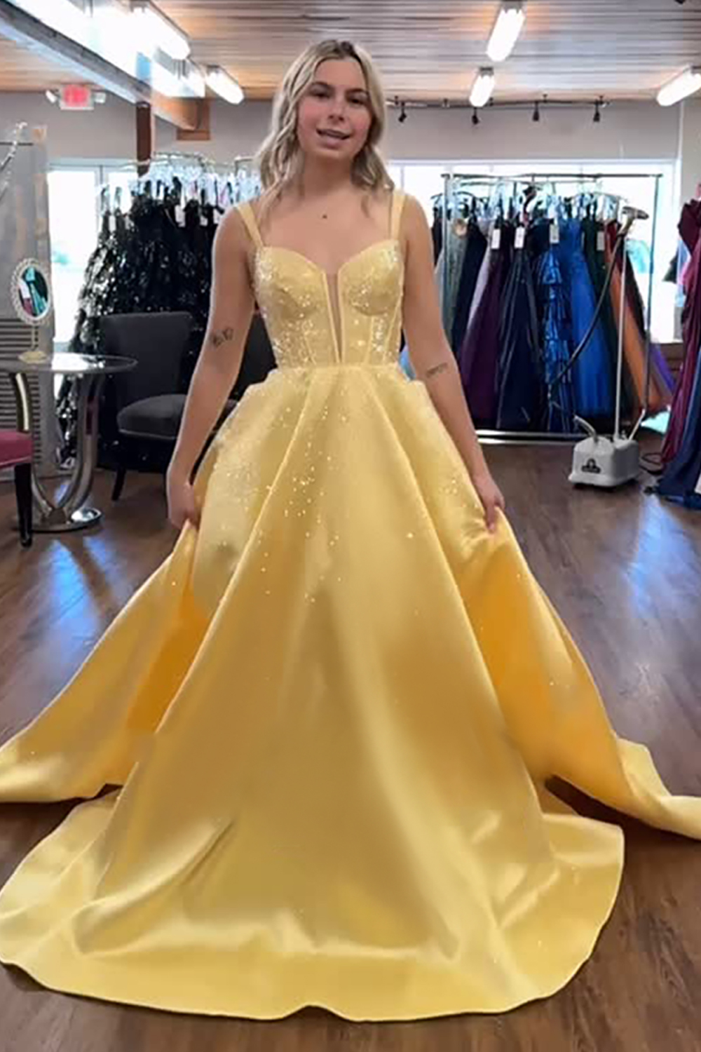 Sparkly Emerald Green Ball Gown Corset Long Prom Dress with Beading