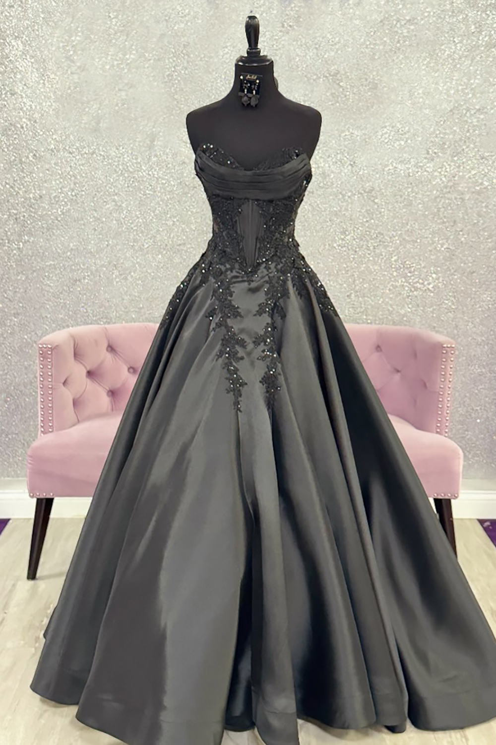 Sparkly Black Sweetheart Corset Ball Gown Long Prom Dress