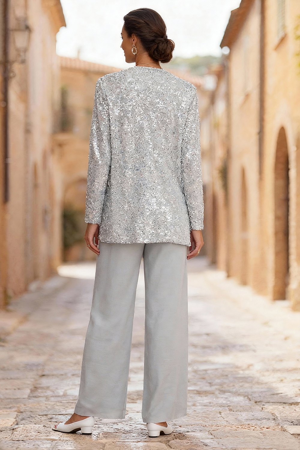 Sparkly Silver Sequins Boat Neck 3 Piece Mother of the Bride Pant Suits with Jacket